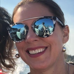 Meet your Posher, Serena